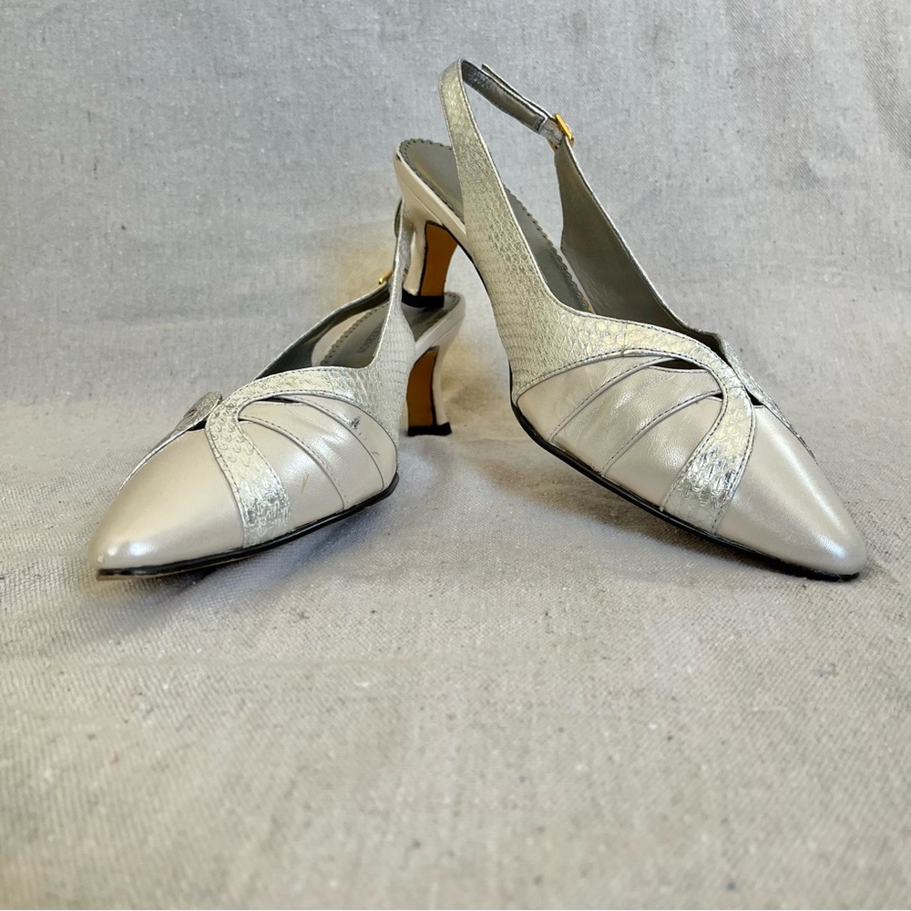 Ros Hommerson Saffia Pointed Toe Slingback Kitten Heels